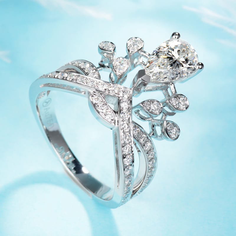 Internet celebrity's same - style luxury water - drop pear - shaped crown ring, European and American simulation diamond ring, colored gemstone ring. - Image 17