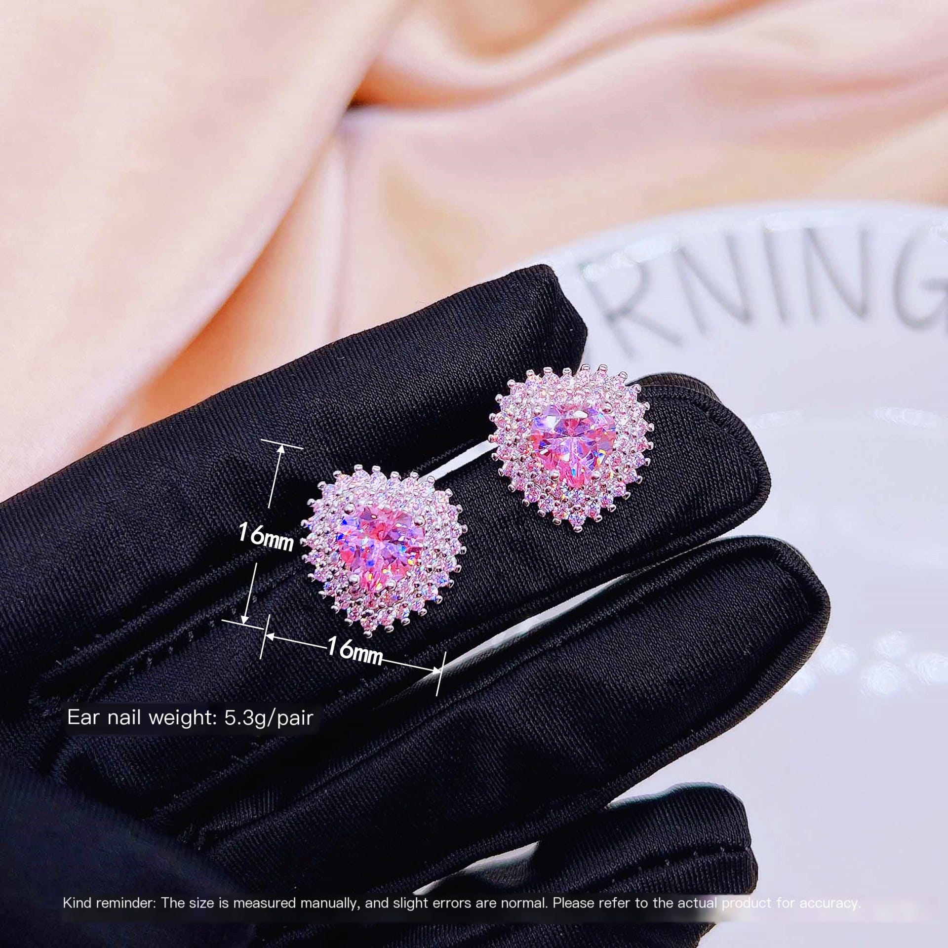 Net red with light luxury pink heart earrings bright full of cute Barbie pink diamond love earrings - Image 3