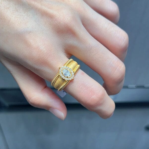 vintage style brushed pigeon egg ring with ball edge light luxury retro palace diamond opening ring - Image 13