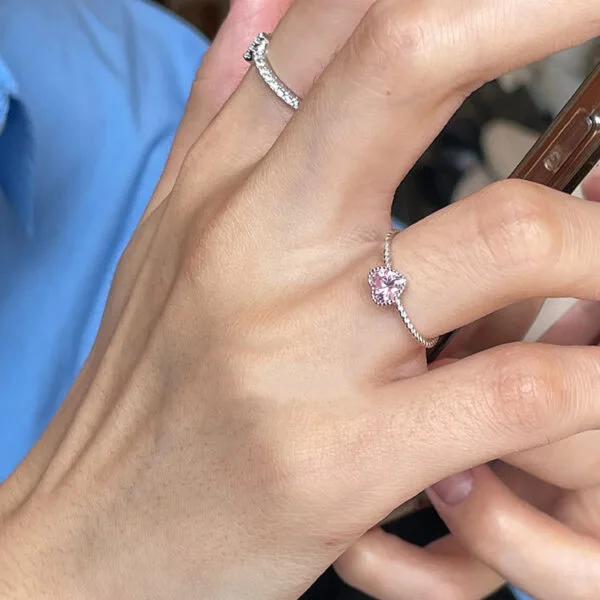 S925 Silver Love Ring Pink Heart Zircon Pink gem ring Daily commuter temperament female ring sweet - Image 3