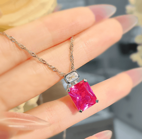 Fashion light luxury high carbon diamond pigeon blood sugar pendant perfume bottle design sense simple everything red corundum necklace - Image 2