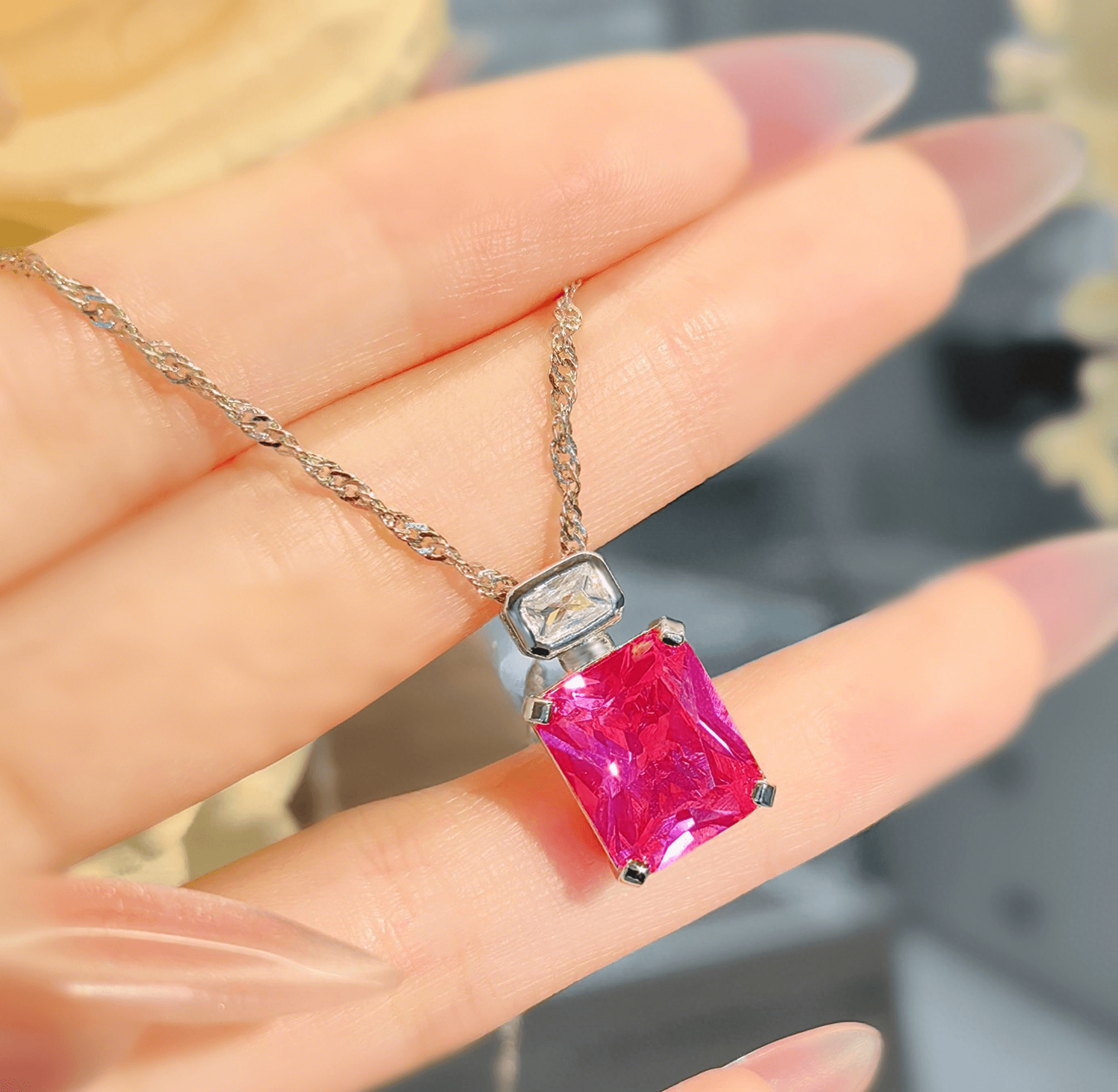 Fashion light luxury high carbon diamond pigeon blood sugar pendant perfume bottle design sense simple everything red corundum necklace - Image 2