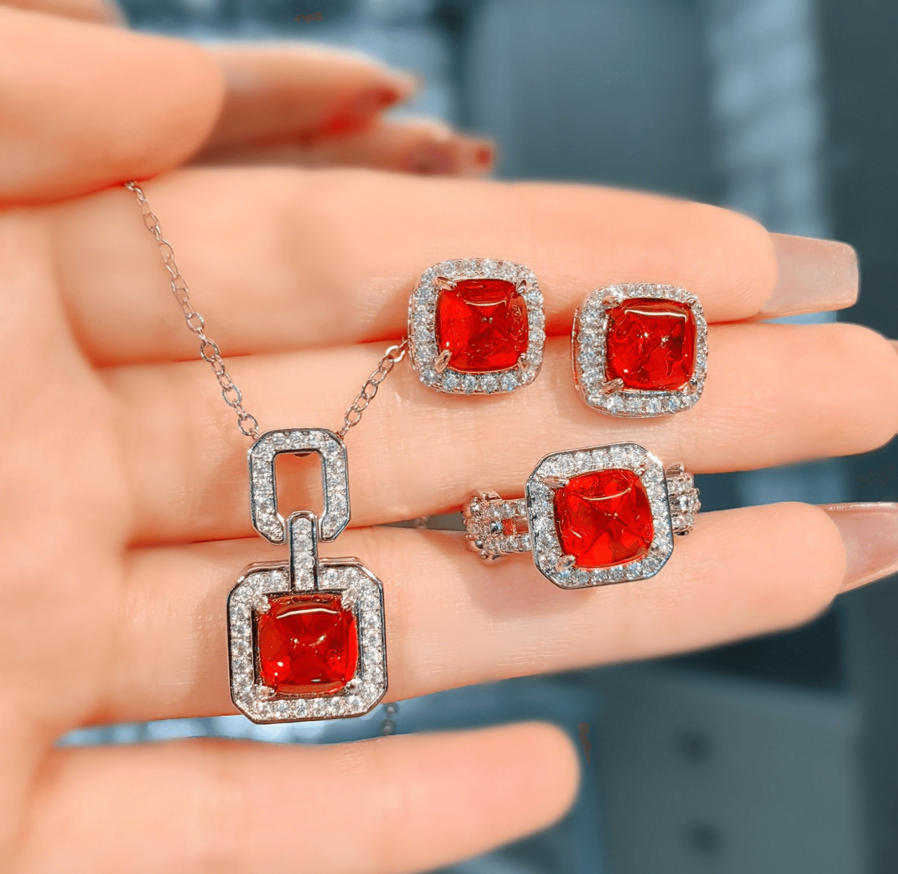 Fashion luxury Splendour sugar tower ring High carbon diamond high sense pendant necklace pigeon blood earrings stud earrings set