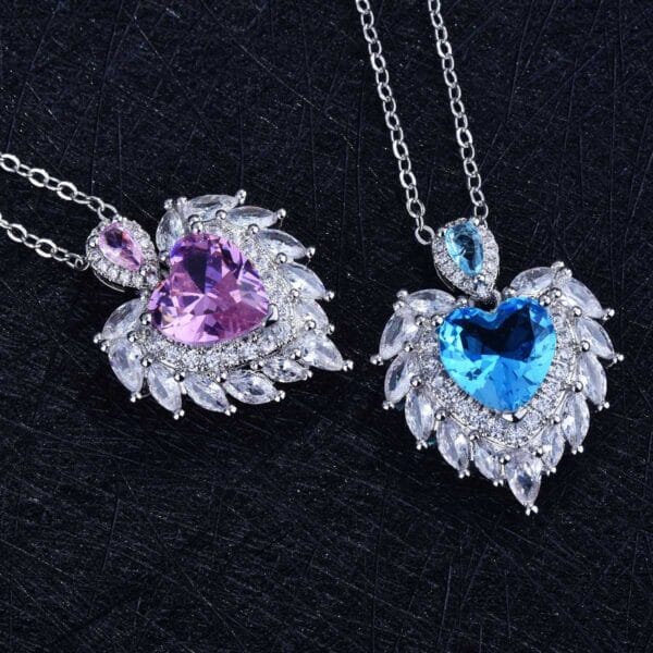 The new high-end jewelry design Angel Wings pendant simulates aquamarine heart necklace pink - Image 2