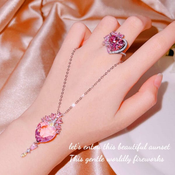 Net red with heart heart Morgan stone ring pendant bright light luxury full diamond pink heart necklace color treasure - Image 5