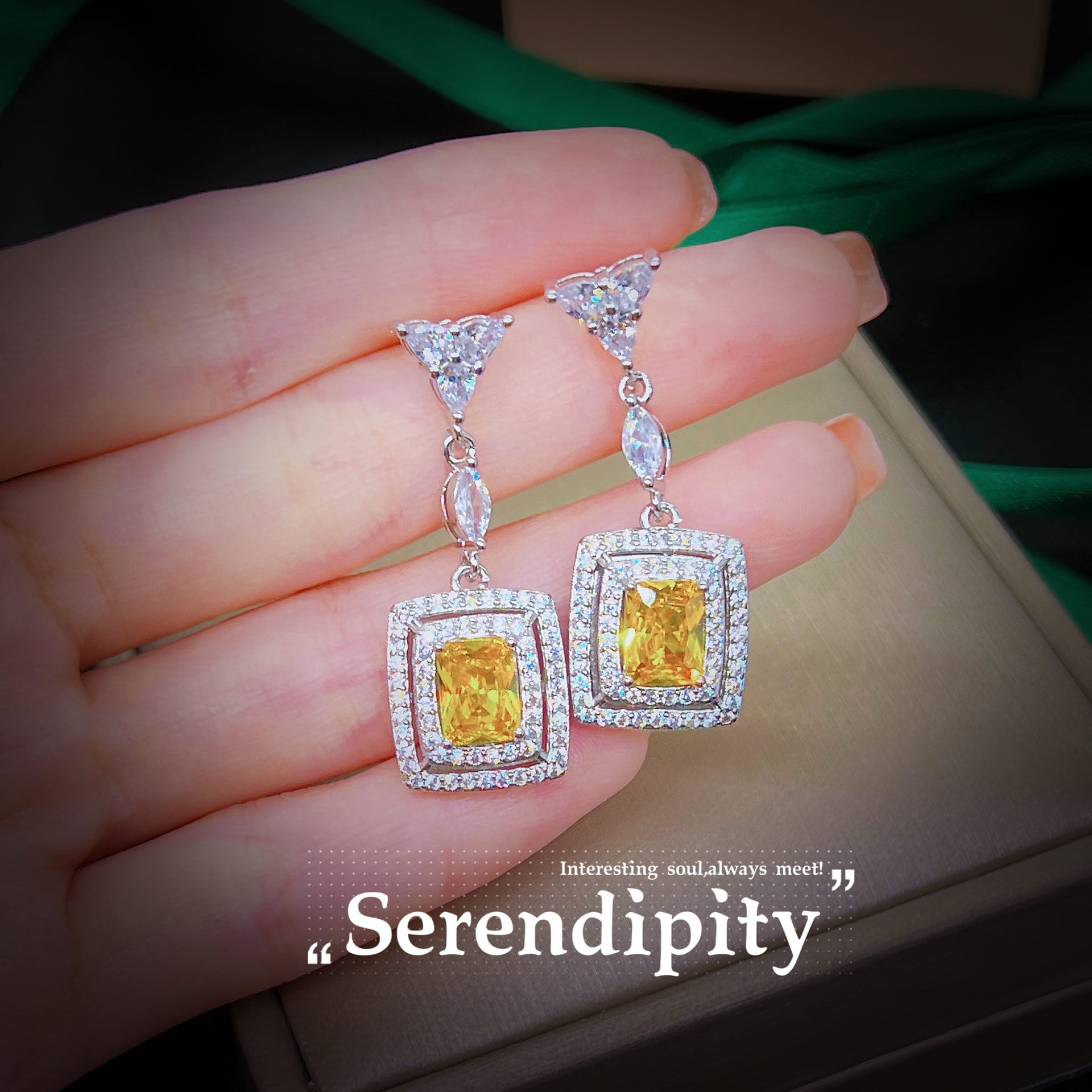 High-end jewelry yellow diamond necklace Long colored jewel earrings open ring - Image 7