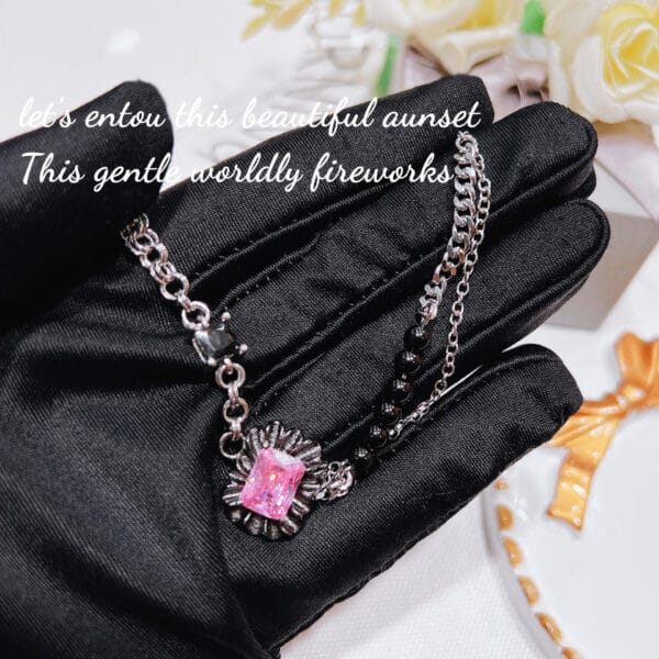 Dark romantic series ruffled gemstone black pink bracelet necklace network red tide brand light luxury powder diamond bracelet - Image 3