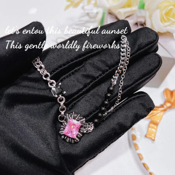 Dark romantic series ruffled gemstone black pink bracelet necklace network red tide brand light luxury powder diamond bracelet - Image 3
