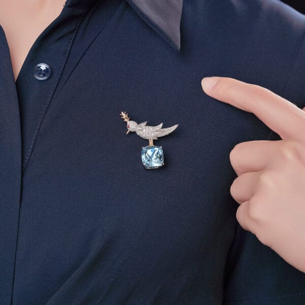 Fine jewelry design exquisite luxury Aquamarine brooch pendant two wear micro studded with diamond bird necklace - Image 4