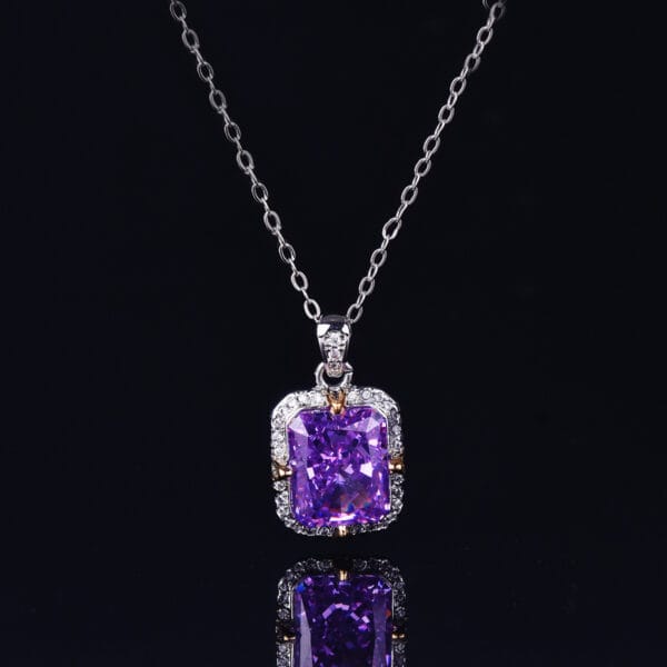 Seiko temperament apple green ice cut pendant necklace simple everything with purple high-carbon diamond ring - Image 4